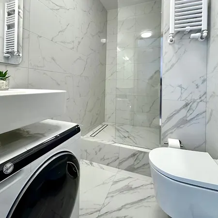 K22 Galeria Mokotow B Modzelewskiego Appartement *