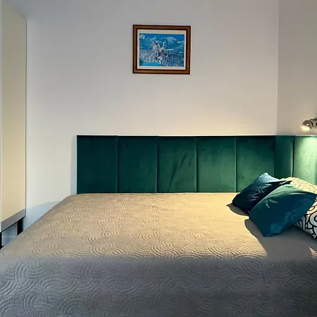 K22 Galeria Mokotow B Modzelewskiego Warschau